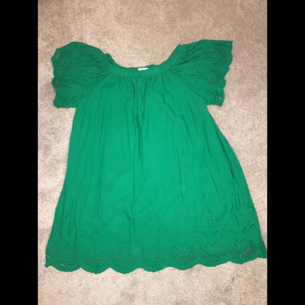 Boutique off shoulders dress